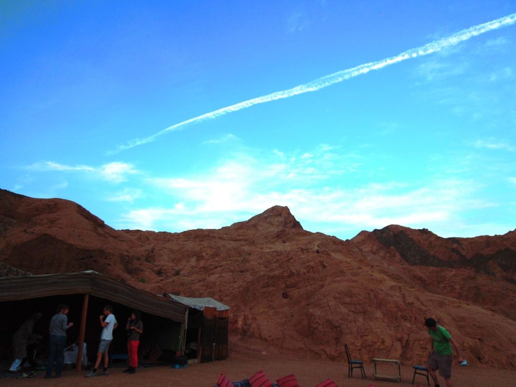 https://mdw-travel-data-us-east-1.s3.amazonaws.com/img/country/Egypt/Wadi-Gnai/img_02.jpg