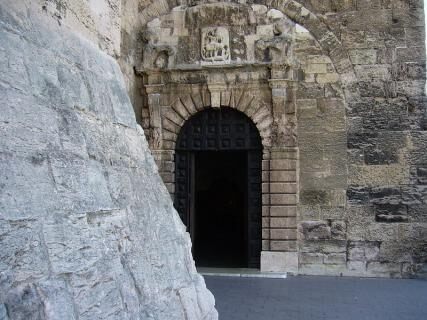 https://mdw-travel-data-us-east-1.s3.amazonaws.com/img/country/France/Abbey-of-Saint-Victor/img_03.jpg