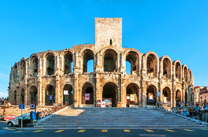 https://mdw-travel-data-us-east-1.s3.amazonaws.com/img/country/France/Ancient-Theatre-of-Arles/img_01.jpg