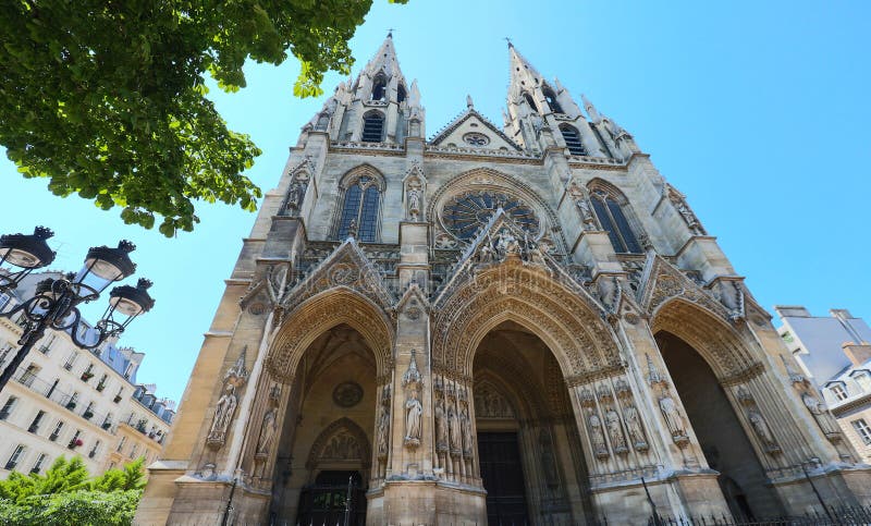 https://mdw-travel-data-us-east-1.s3.amazonaws.com/img/country/France/Basilica-of-Saint-Clotilde/img_05.jpg