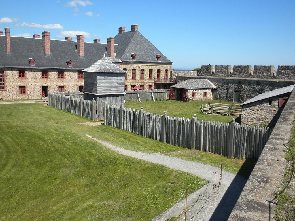 https://mdw-travel-data-us-east-1.s3.amazonaws.com/img/country/France/Bastion-Saint-Louis/img_03.jpg