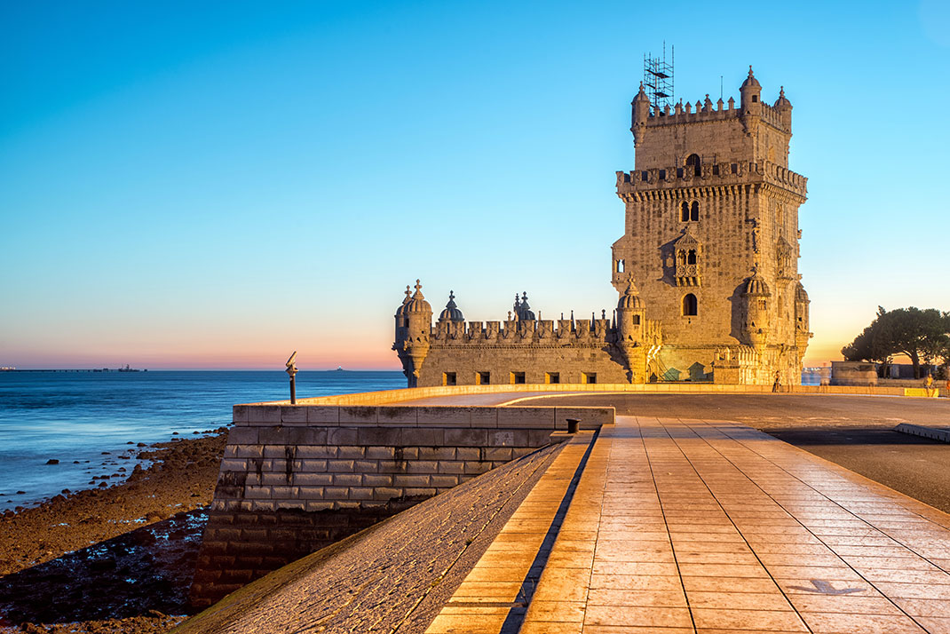 https://mdw-travel-data-us-east-1.s3.amazonaws.com/img/country/France/Belem-Tower/img_03.jpg