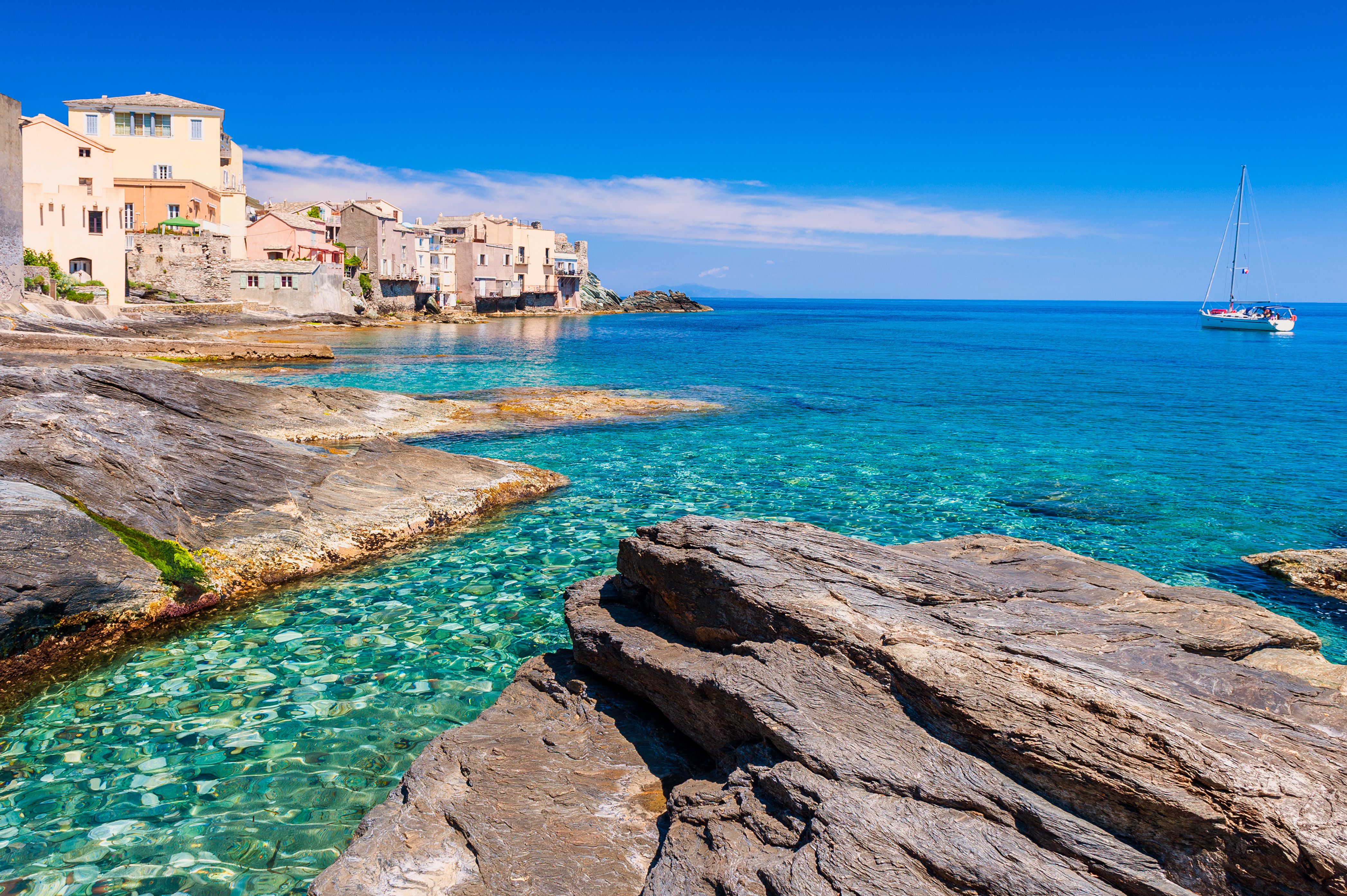 https://mdw-travel-data-us-east-1.s3.amazonaws.com/img/country/France/Cap-Corse/img_01.jpg