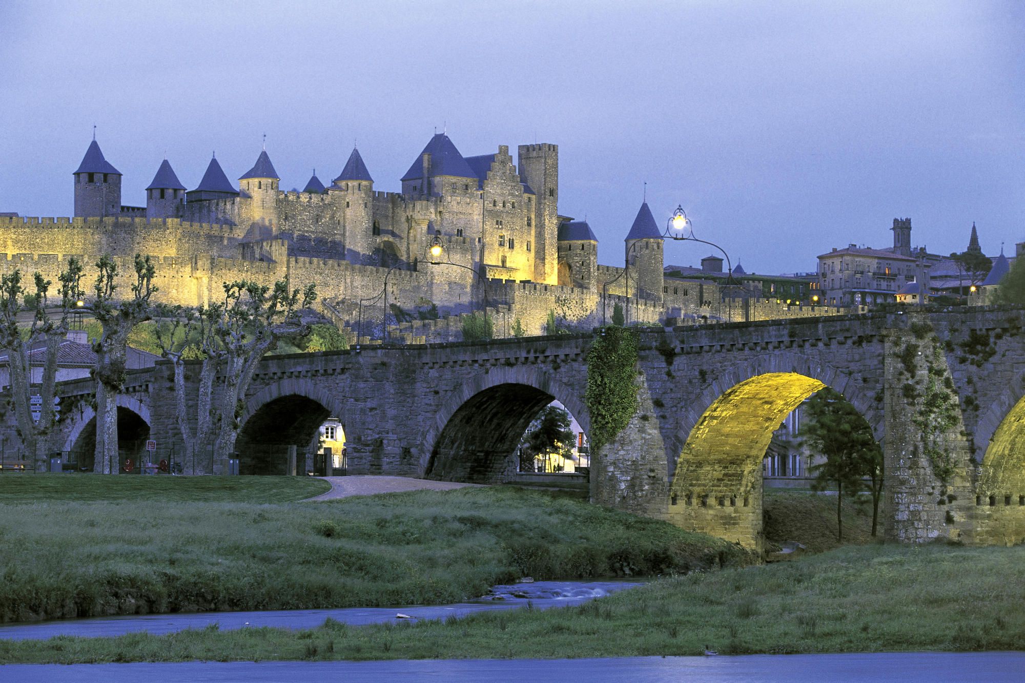 https://mdw-travel-data-us-east-1.s3.amazonaws.com/img/country/France/Carcassonne/img_03.jpg