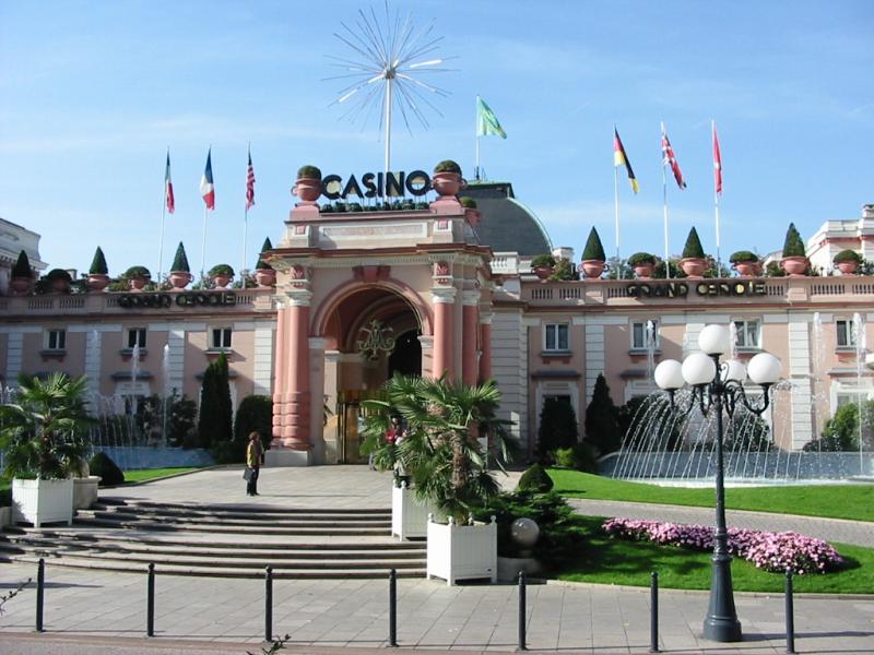 https://mdw-travel-data-us-east-1.s3.amazonaws.com/img/country/France/Casino-Grand-Cercle/img_02.jpg
