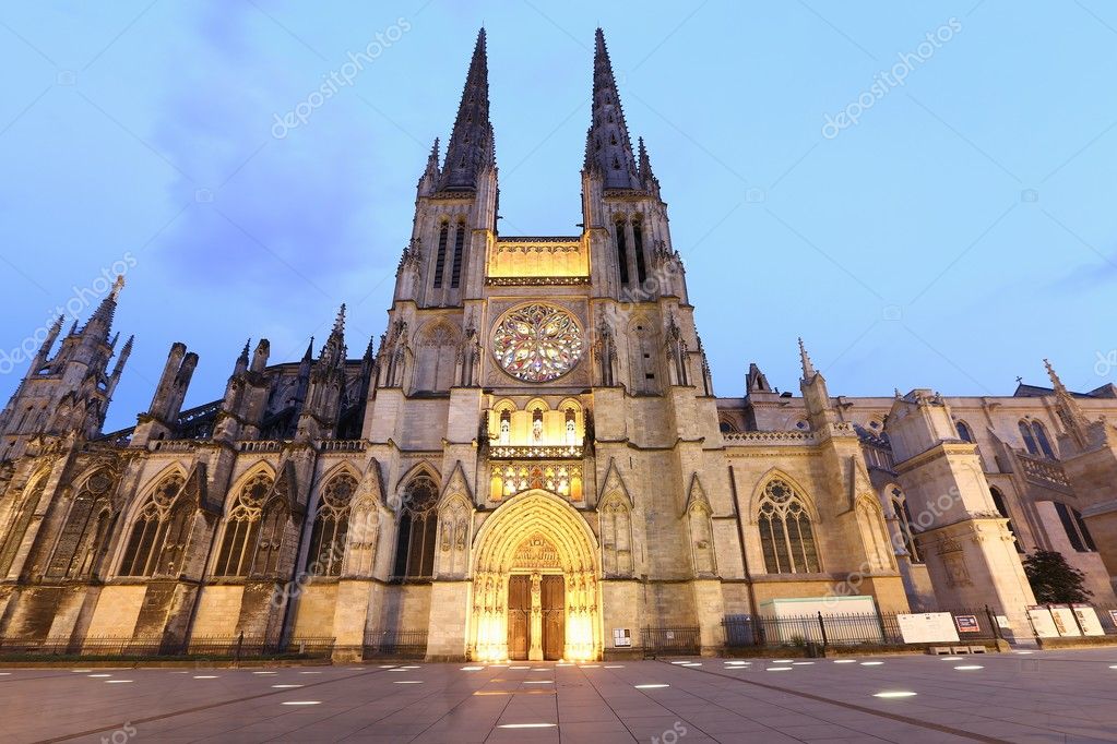 https://mdw-travel-data-us-east-1.s3.amazonaws.com/img/country/France/Cathedrale-Saint-Andre-de-Bordeaux/img_02.jpg
