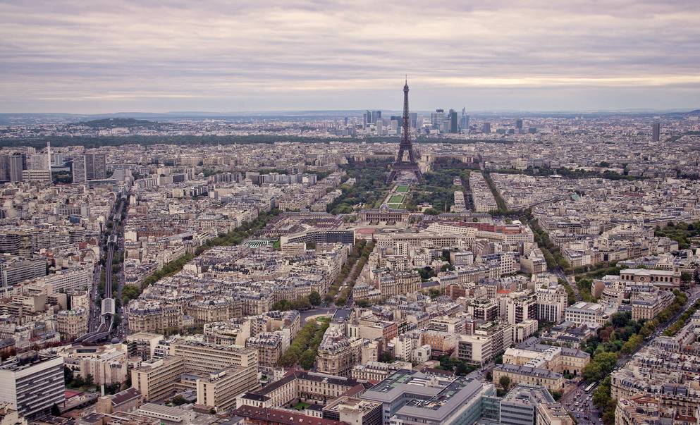 https://mdw-travel-data-us-east-1.s3.amazonaws.com/img/country/France/Centre-Ville/img_05.jpg
