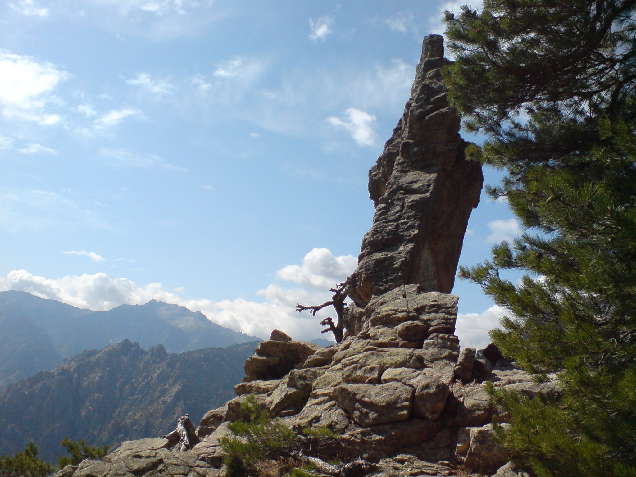 https://mdw-travel-data-us-east-1.s3.amazonaws.com/img/country/France/Chartreuse-National-Park/img_02.jpg