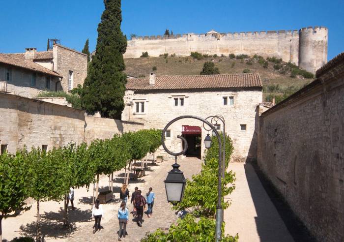 https://mdw-travel-data-us-east-1.s3.amazonaws.com/img/country/France/Chartreuse-du-Val-de-Benediction/img_00.jpg