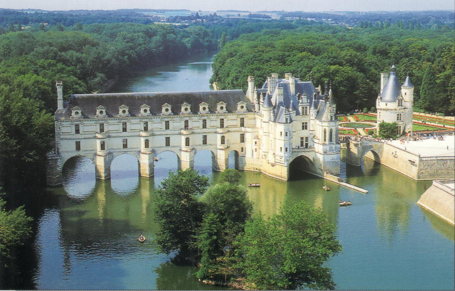 https://mdw-travel-data-us-east-1.s3.amazonaws.com/img/country/France/Chateau-de-Chenonceau/img_02.jpg