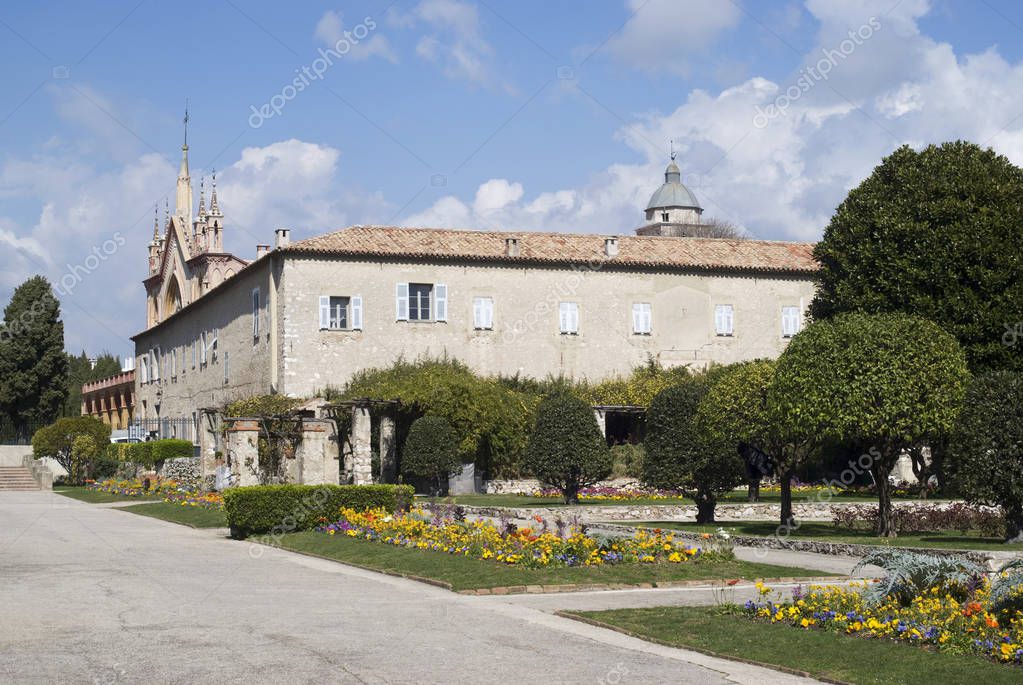 https://mdw-travel-data-us-east-1.s3.amazonaws.com/img/country/France/Cimiez-Monastery/img_03.jpg