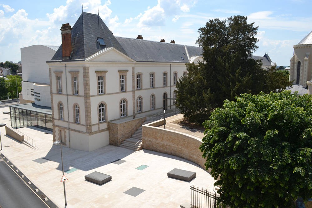 https://mdw-travel-data-us-east-1.s3.amazonaws.com/img/country/France/Conservatoire-Art-et-Histoire/img_05.jpg