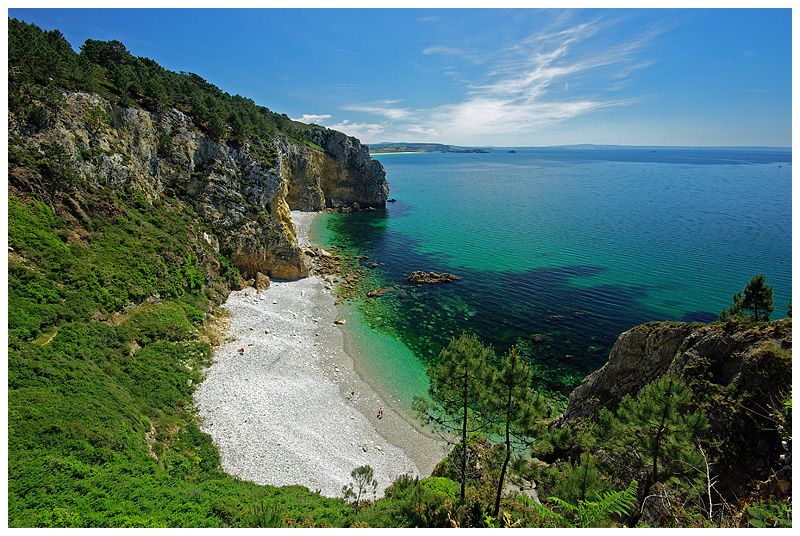 https://mdw-travel-data-us-east-1.s3.amazonaws.com/img/country/France/Crozon-Peninsula/img_02.jpg