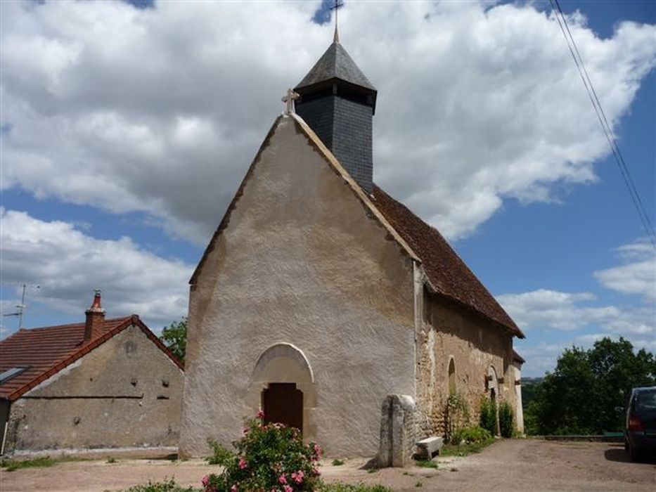 https://mdw-travel-data-us-east-1.s3.amazonaws.com/img/country/France/Eglise-Saint-Didier/img_01.jpg