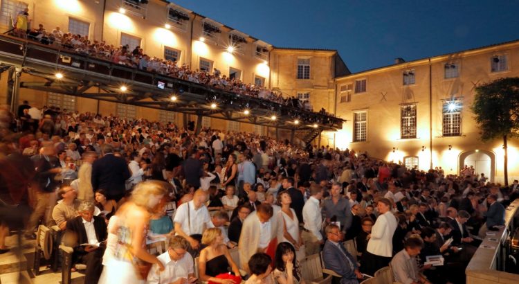 https://mdw-travel-data-us-east-1.s3.amazonaws.com/img/country/France/Festival-dAix-en-Provence/img_03.jpg