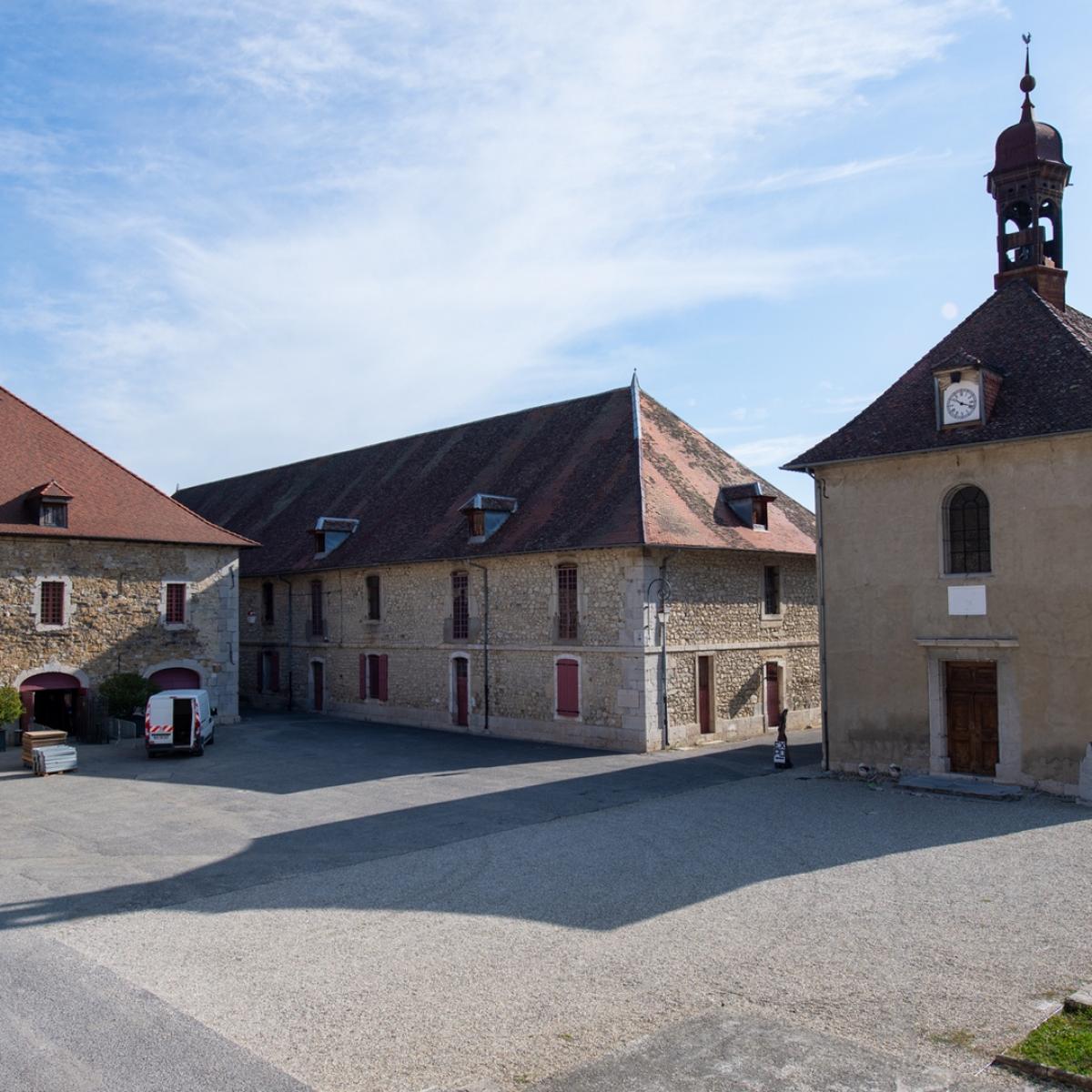 https://mdw-travel-data-us-east-1.s3.amazonaws.com/img/country/France/Fort-Barraux/img_03.jpg