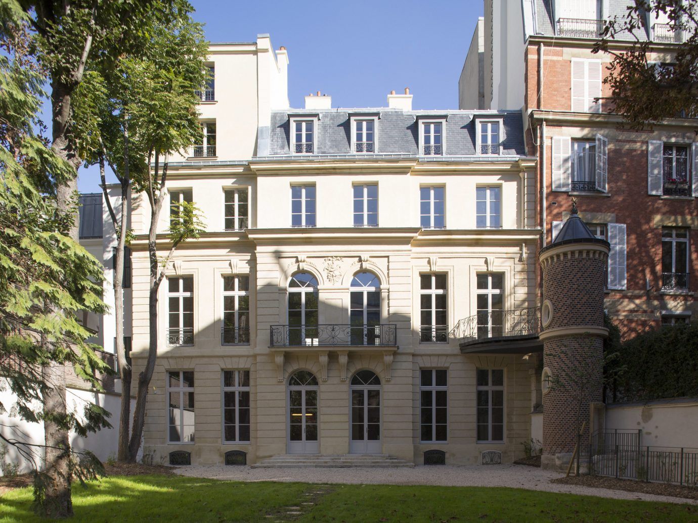 https://mdw-travel-data-us-east-1.s3.amazonaws.com/img/country/France/Fragonard-Perfume-Museum/img_04.jpg