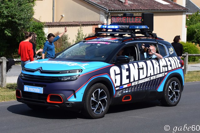 https://mdw-travel-data-us-east-1.s3.amazonaws.com/img/country/France/Gendarmerie-Nationale/img_01.jpg