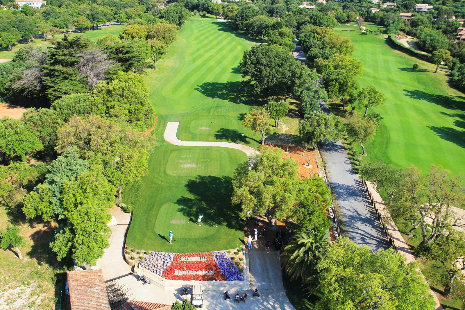 https://mdw-travel-data-us-east-1.s3.amazonaws.com/img/country/France/Golf-de-Beauvallon/img_04.jpg