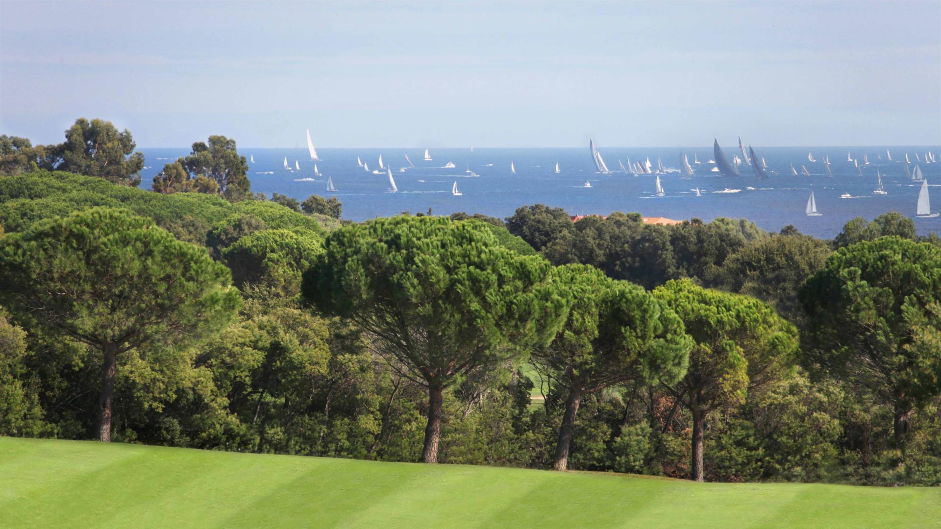 https://mdw-travel-data-us-east-1.s3.amazonaws.com/img/country/France/Golf-de-Beauvallon/img_05.jpg