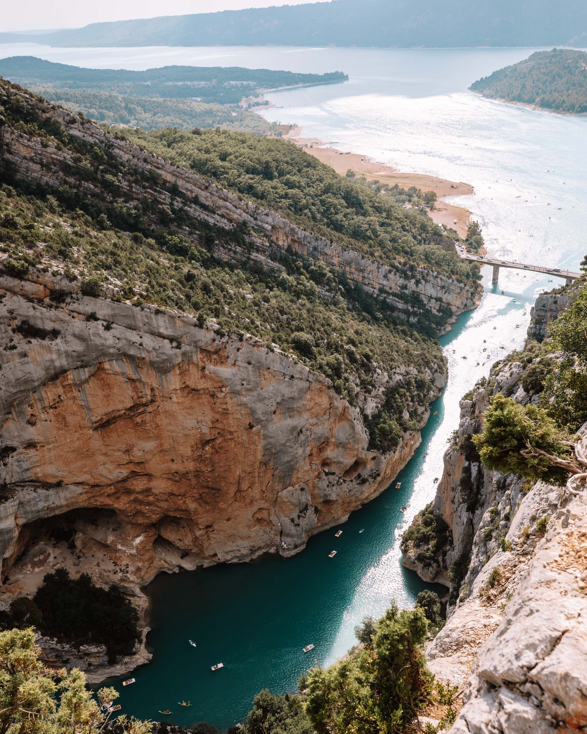 https://mdw-travel-data-us-east-1.s3.amazonaws.com/img/country/France/Gorges-du-Verdon/img_02.jpg