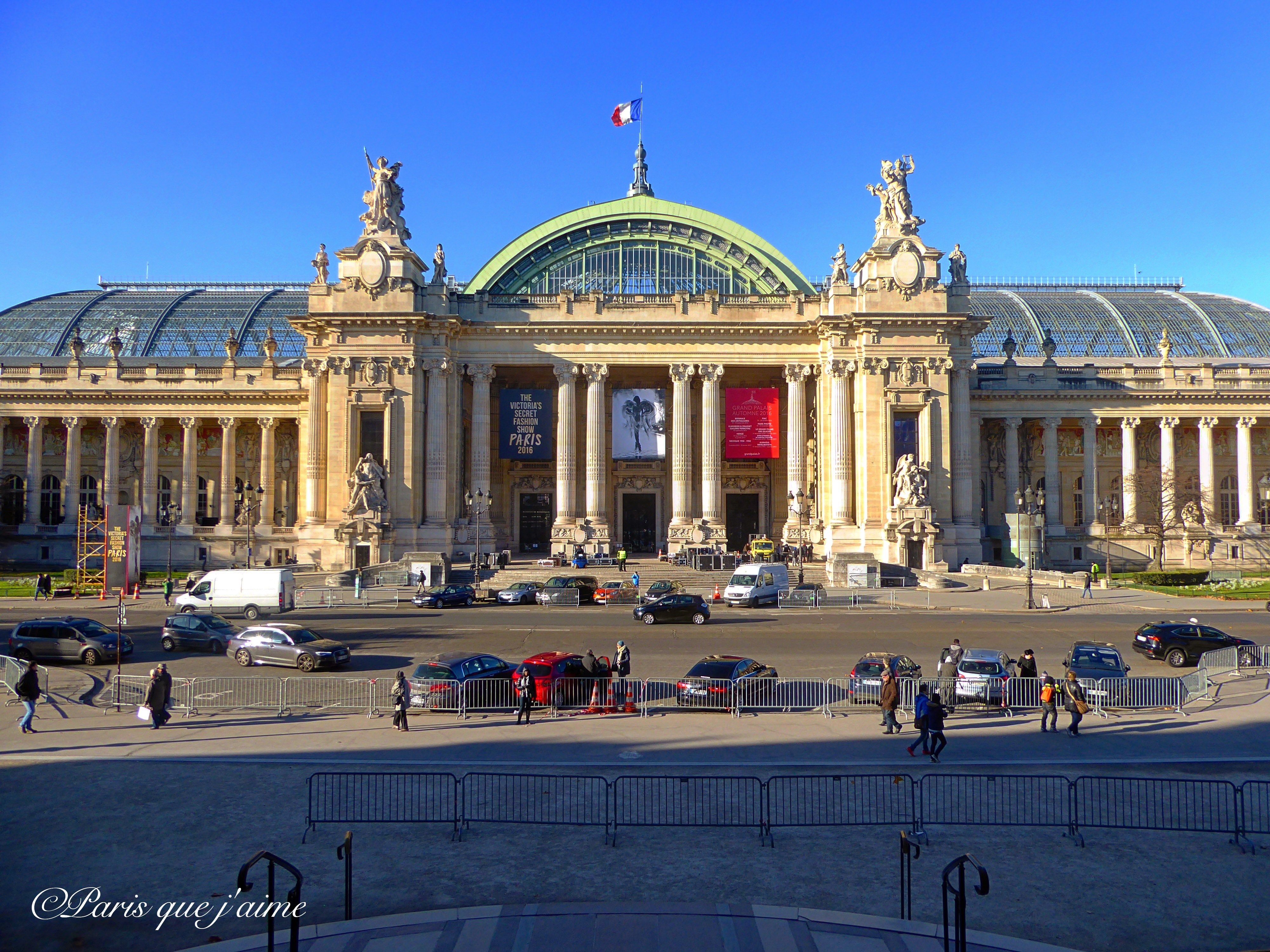 https://mdw-travel-data-us-east-1.s3.amazonaws.com/img/country/France/Hotel-du-Palais/img_02.jpg