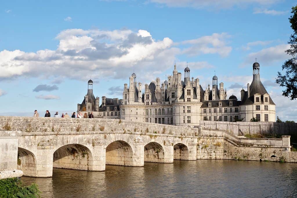https://mdw-travel-data-us-east-1.s3.amazonaws.com/img/country/France/If-Castle/img_01.jpg