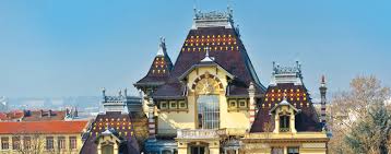 https://mdw-travel-data-us-east-1.s3.amazonaws.com/img/country/France/Institut-Lumiere/img_02.jpg