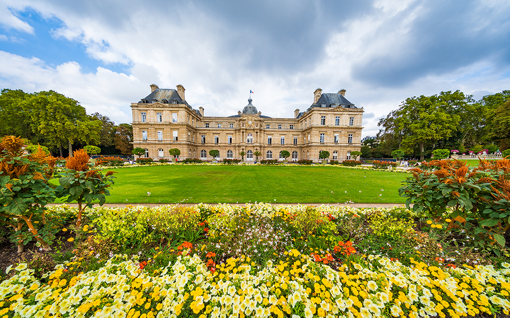 https://mdw-travel-data-us-east-1.s3.amazonaws.com/img/country/France/Jardin-de-Ville/img_05.jpg