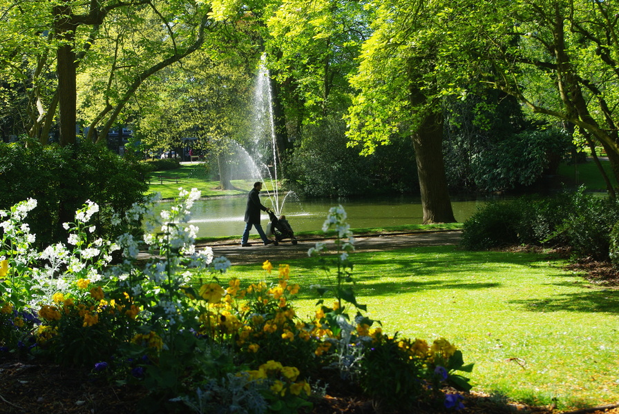 https://mdw-travel-data-us-east-1.s3.amazonaws.com/img/country/France/Jardin-des-Plantes-de-Nantes/img_00.jpg