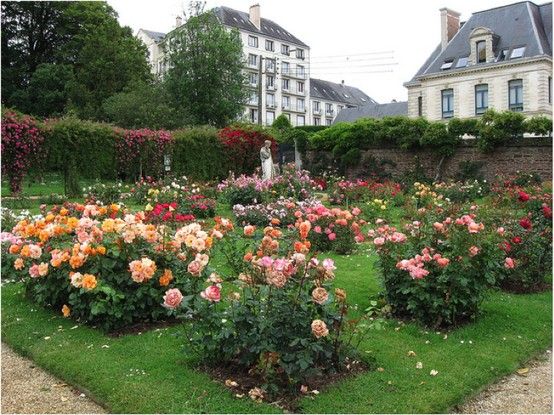 https://mdw-travel-data-us-east-1.s3.amazonaws.com/img/country/France/Jardin-du-Thabor/img_00.jpg