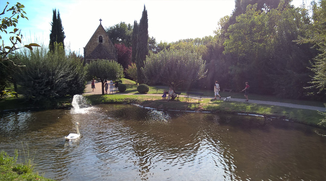 https://mdw-travel-data-us-east-1.s3.amazonaws.com/img/country/France/Le-Bournat/img_02.jpg