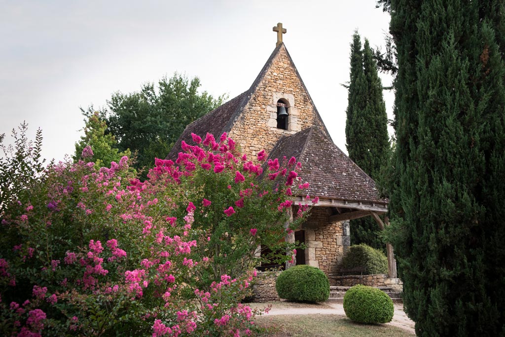 https://mdw-travel-data-us-east-1.s3.amazonaws.com/img/country/France/Le-Bournat/img_03.jpg
