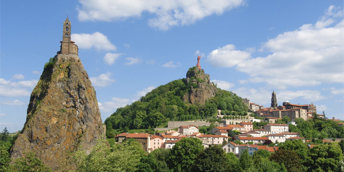 https://mdw-travel-data-us-east-1.s3.amazonaws.com/img/country/France/Le-Puy-en-Velay/img_01.jpg
