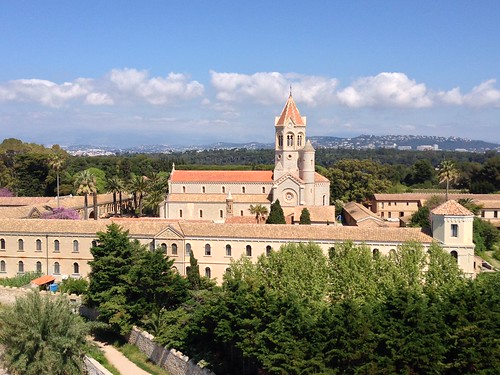 https://mdw-travel-data-us-east-1.s3.amazonaws.com/img/country/France/Lerins-Abbey/img_03.jpg
