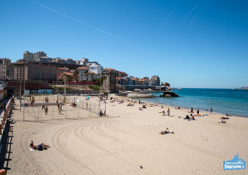 https://mdw-travel-data-us-east-1.s3.amazonaws.com/img/country/France/Les-Catalans-Beach/img_03.jpg