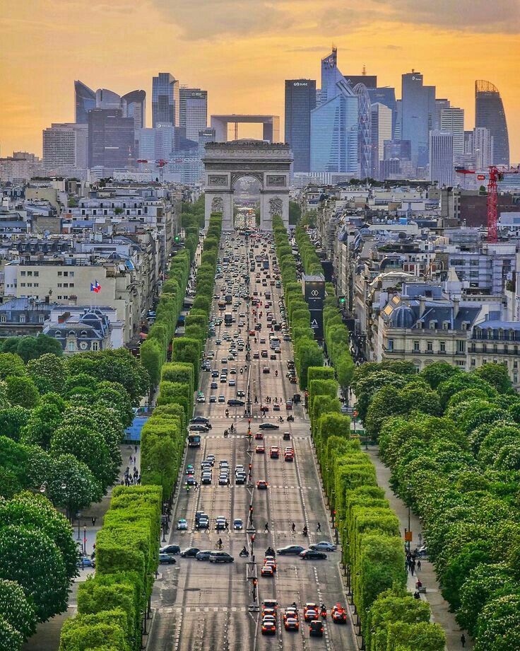 https://mdw-travel-data-us-east-1.s3.amazonaws.com/img/country/France/Les-Champs-Libres/img_04.jpg