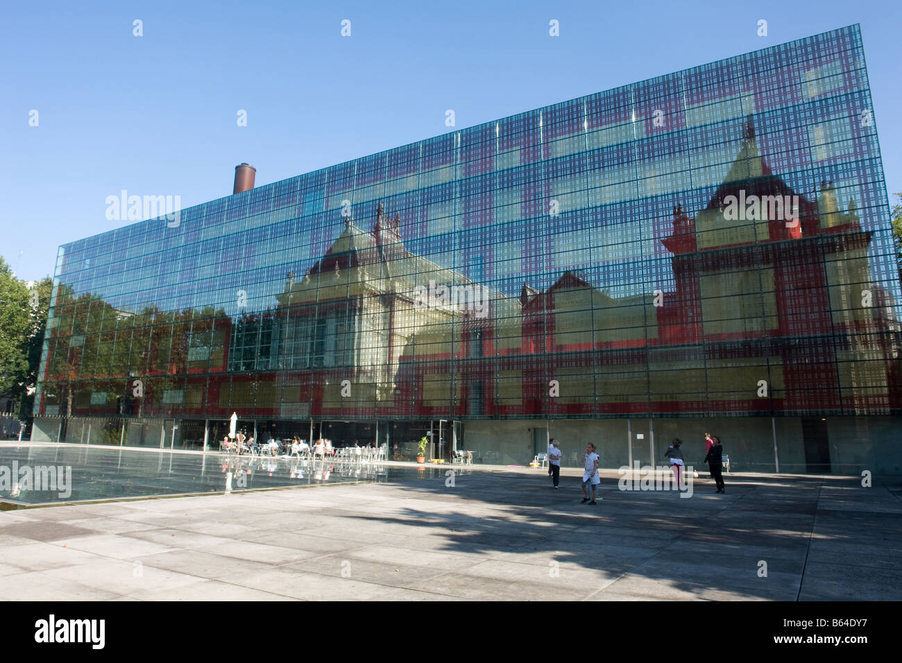 https://mdw-travel-data-us-east-1.s3.amazonaws.com/img/country/France/Lille-Museum-of-Fine-Arts/img_03.jpg