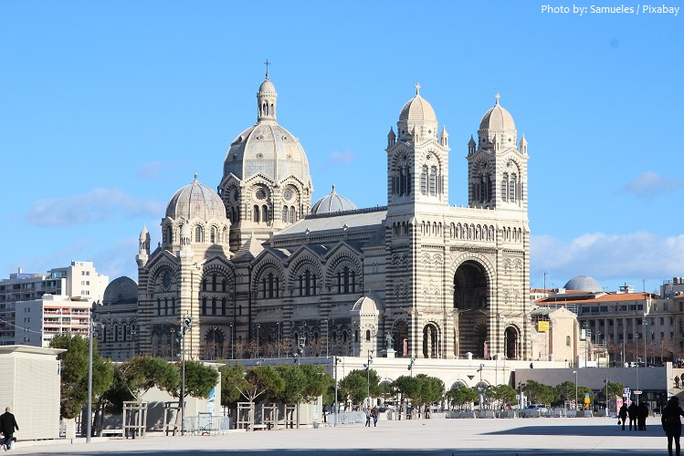 https://mdw-travel-data-us-east-1.s3.amazonaws.com/img/country/France/Marseille-Cathedral/img_04.jpg