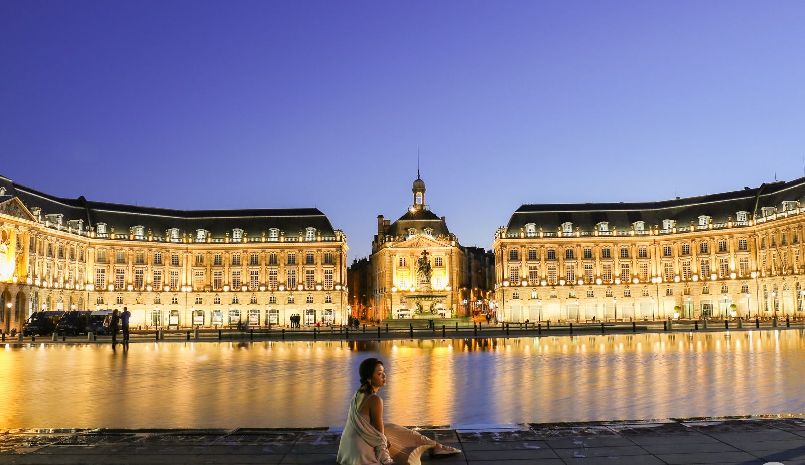 https://mdw-travel-data-us-east-1.s3.amazonaws.com/img/country/France/Mathelin-Frank/img_03.jpg