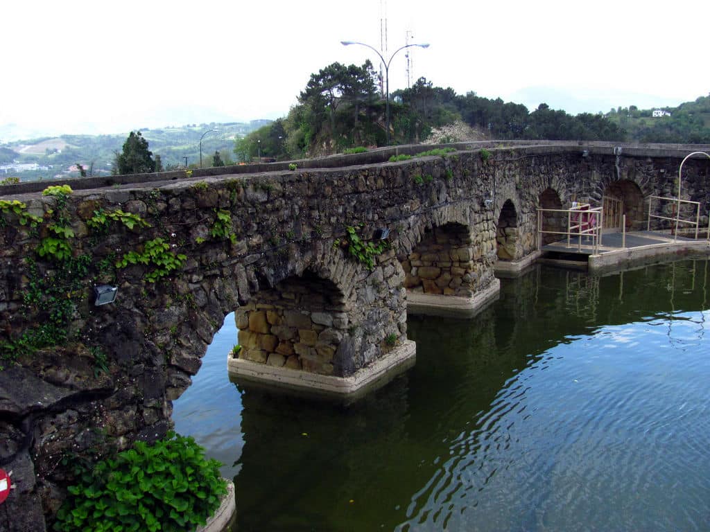 https://mdw-travel-data-us-east-1.s3.amazonaws.com/img/country/France/Monte-Igueldo/img_03.jpg