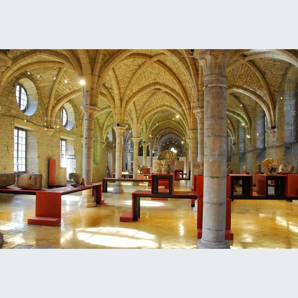 https://mdw-travel-data-us-east-1.s3.amazonaws.com/img/country/France/Musee-Archeologique-de-Dijon/img_03.jpg