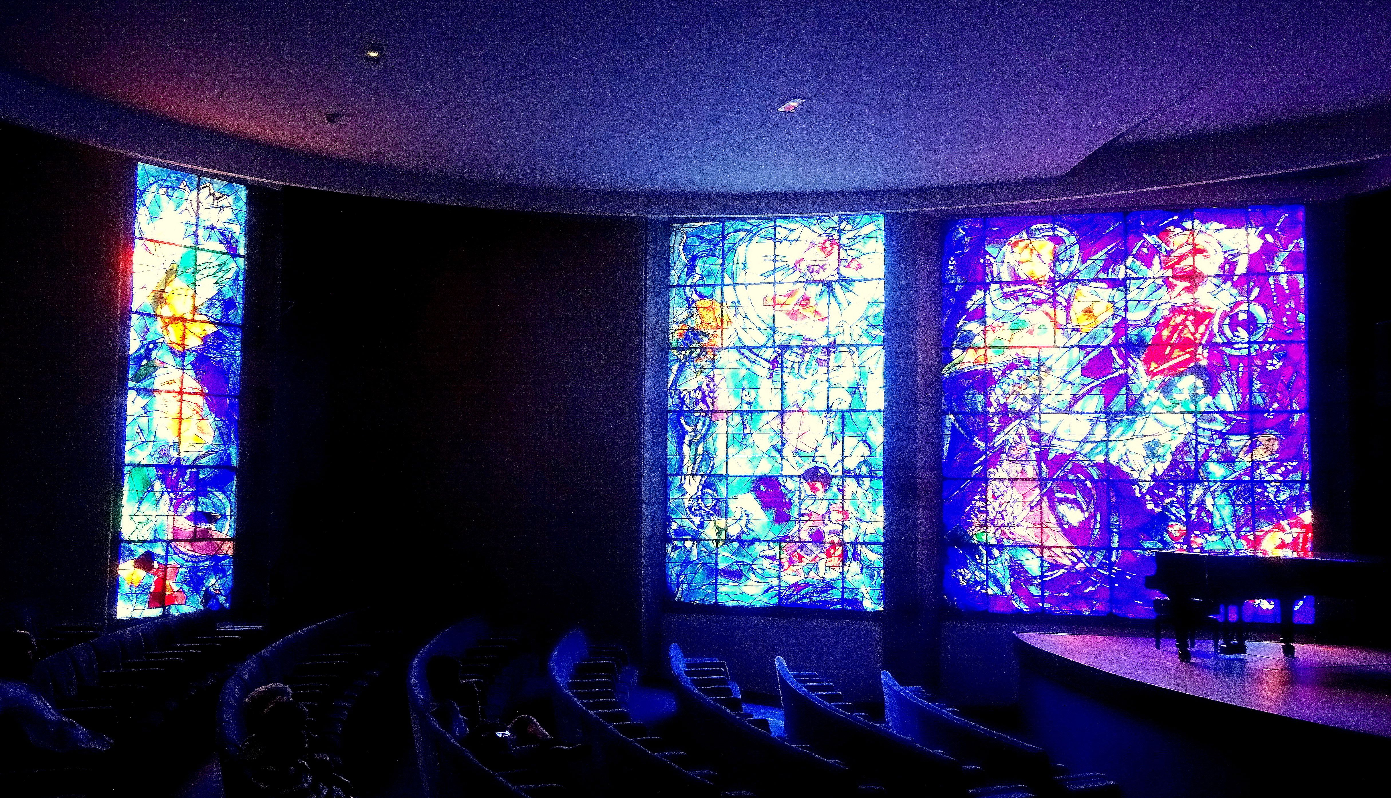 https://mdw-travel-data-us-east-1.s3.amazonaws.com/img/country/France/Musee-Marc-Chagall/img_01.jpg