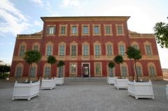 https://mdw-travel-data-us-east-1.s3.amazonaws.com/img/country/France/Musee-Matisse/img_04.jpg