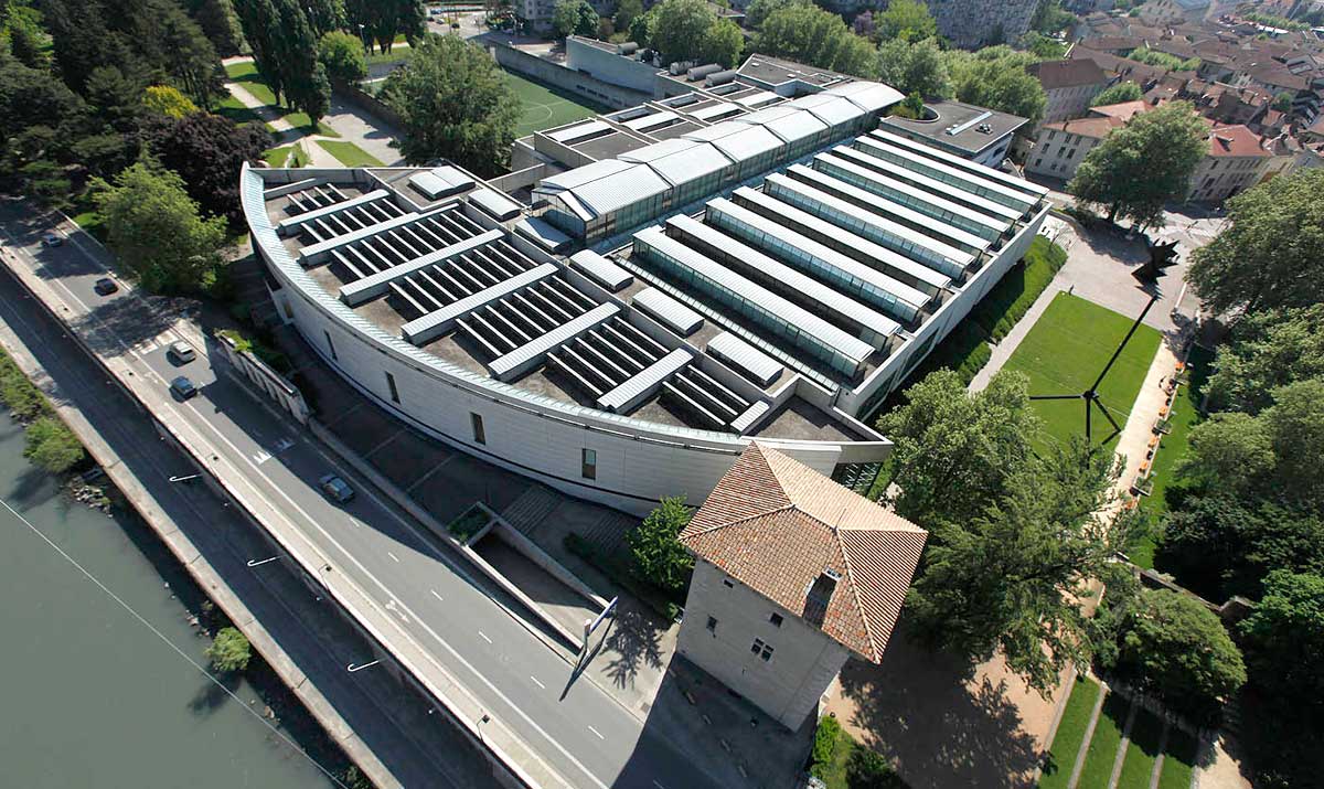 https://mdw-travel-data-us-east-1.s3.amazonaws.com/img/country/France/Musee-de-Grenoble-Auditorium/img_00.jpg