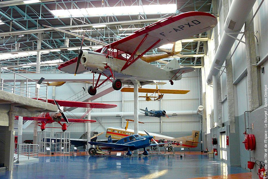 https://mdw-travel-data-us-east-1.s3.amazonaws.com/img/country/France/Musee-de-lAir-et-de-lEspace/img_01.jpg