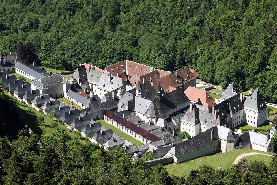 https://mdw-travel-data-us-east-1.s3.amazonaws.com/img/country/France/Musee-de-la-Grande-Chartreuse/img_01.jpg