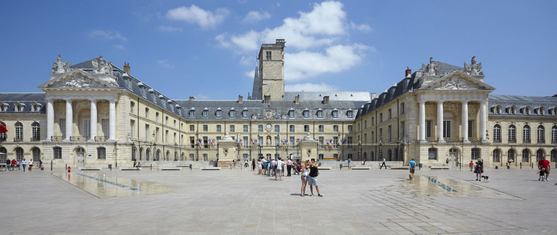 https://mdw-travel-data-us-east-1.s3.amazonaws.com/img/country/France/Musee-des-Beaux-Arts-de-Dijon/img_04.jpg
