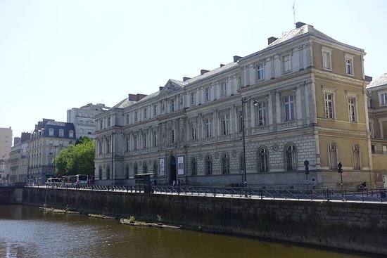https://mdw-travel-data-us-east-1.s3.amazonaws.com/img/country/France/Musee-des-Beaux-Arts-de-Rennes/img_04.jpg