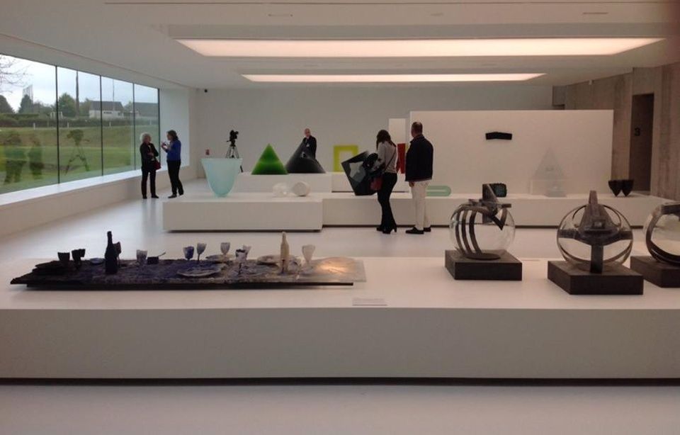 https://mdw-travel-data-us-east-1.s3.amazonaws.com/img/country/France/Musee-du-Verre-de-Sars-Poteries/img_00.jpg